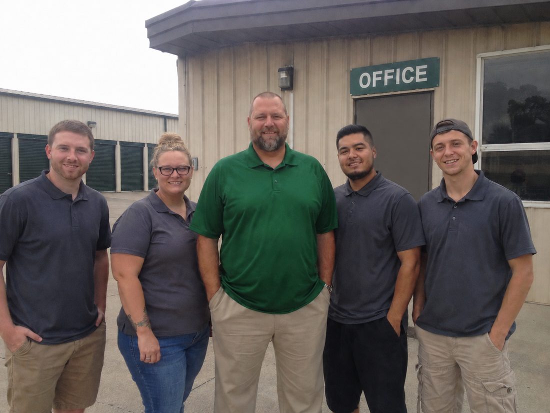 Pest control professionals in Leander, TX
